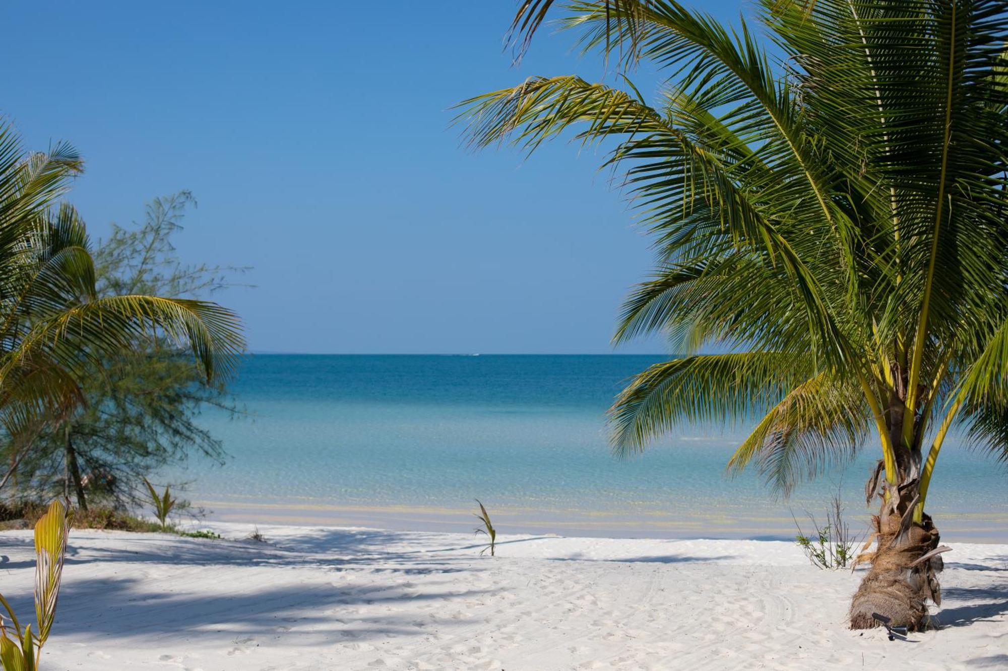 Anaya Koh Rong Hotel Pagoda Beach Екстериор снимка