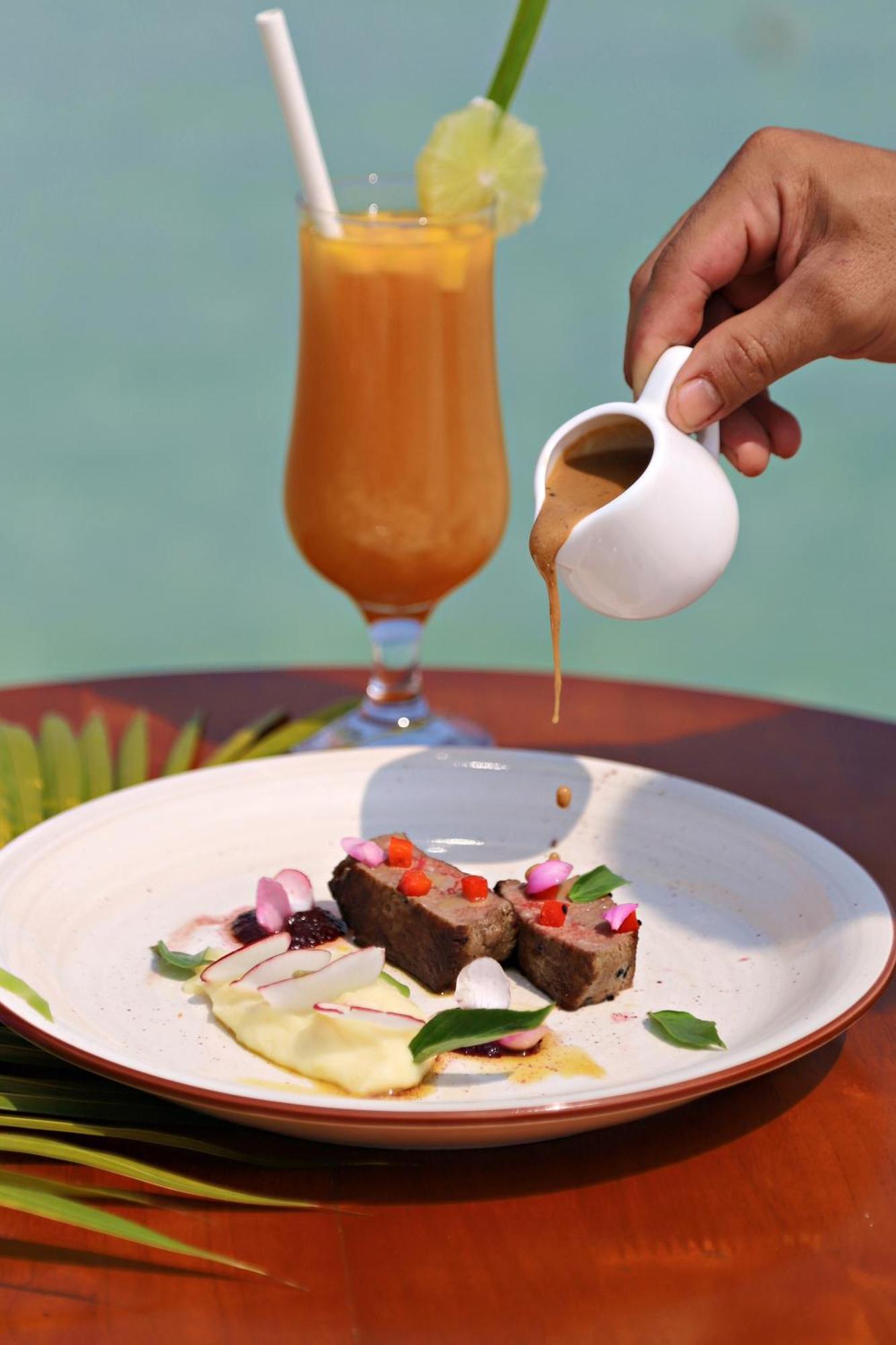 Anaya Koh Rong Hotel Pagoda Beach Екстериор снимка