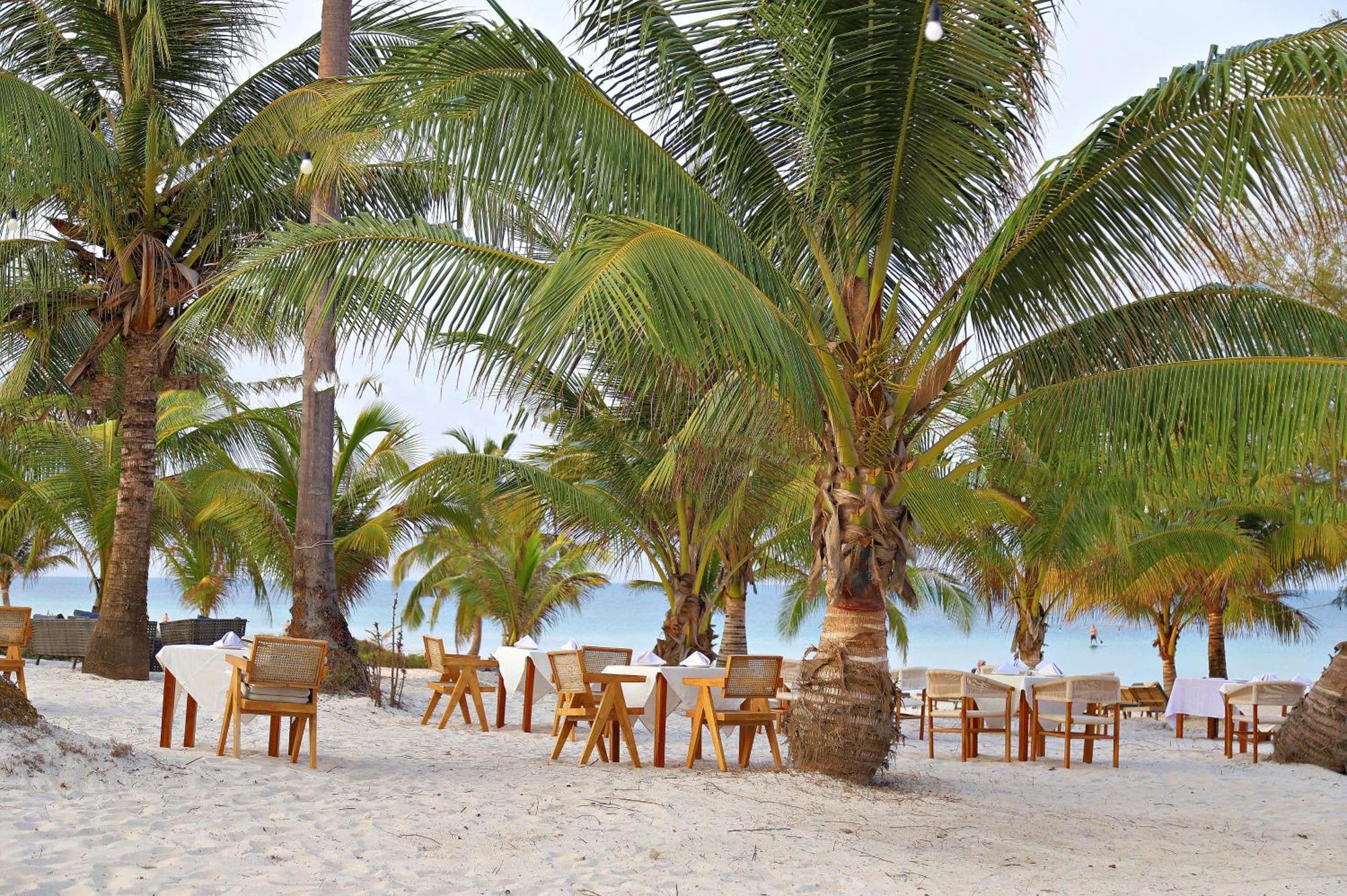 Anaya Koh Rong Hotel Pagoda Beach Екстериор снимка