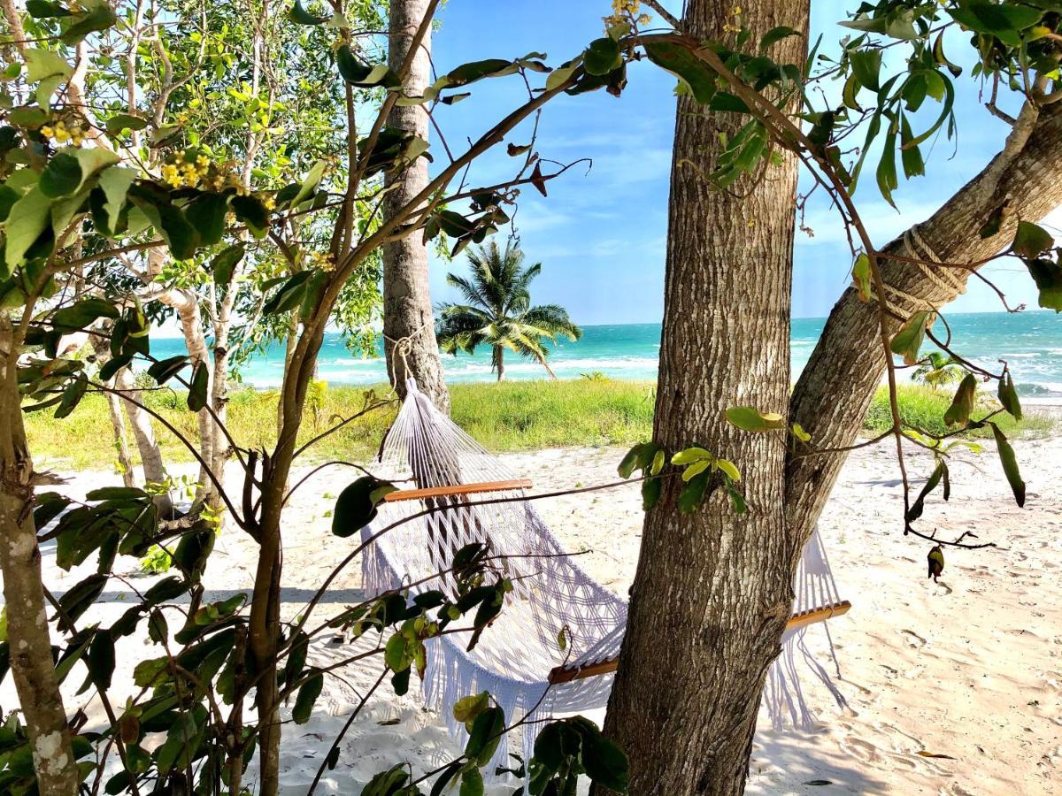 Anaya Koh Rong Hotel Pagoda Beach Екстериор снимка